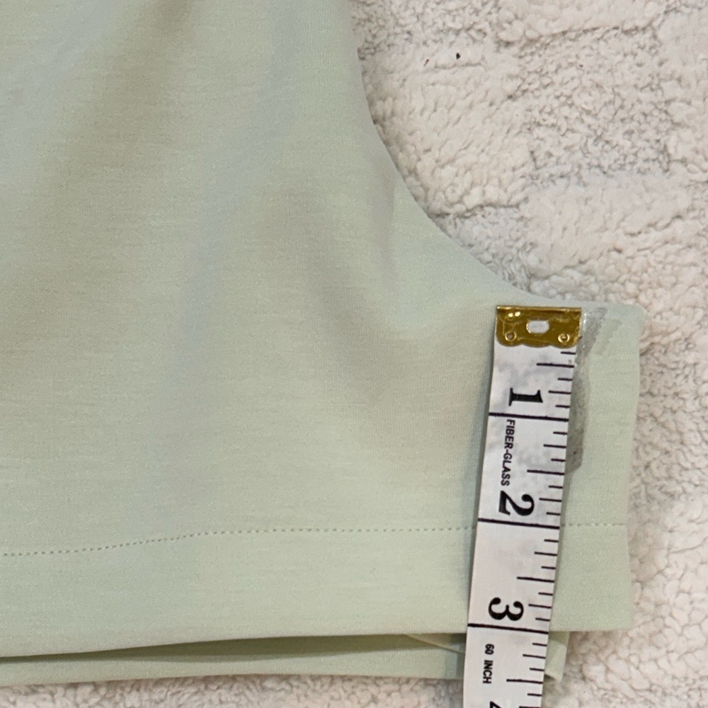Lululemon Athletica Mint Green Women's Athletic Shorts - Picture 7 of 10